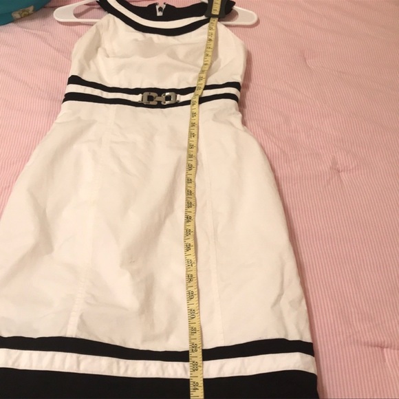 White House Black Market Dress - size 2 - Picture 9 of 9